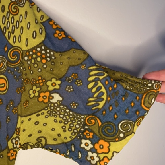 60s Flower Dress - Picture 4 of 9